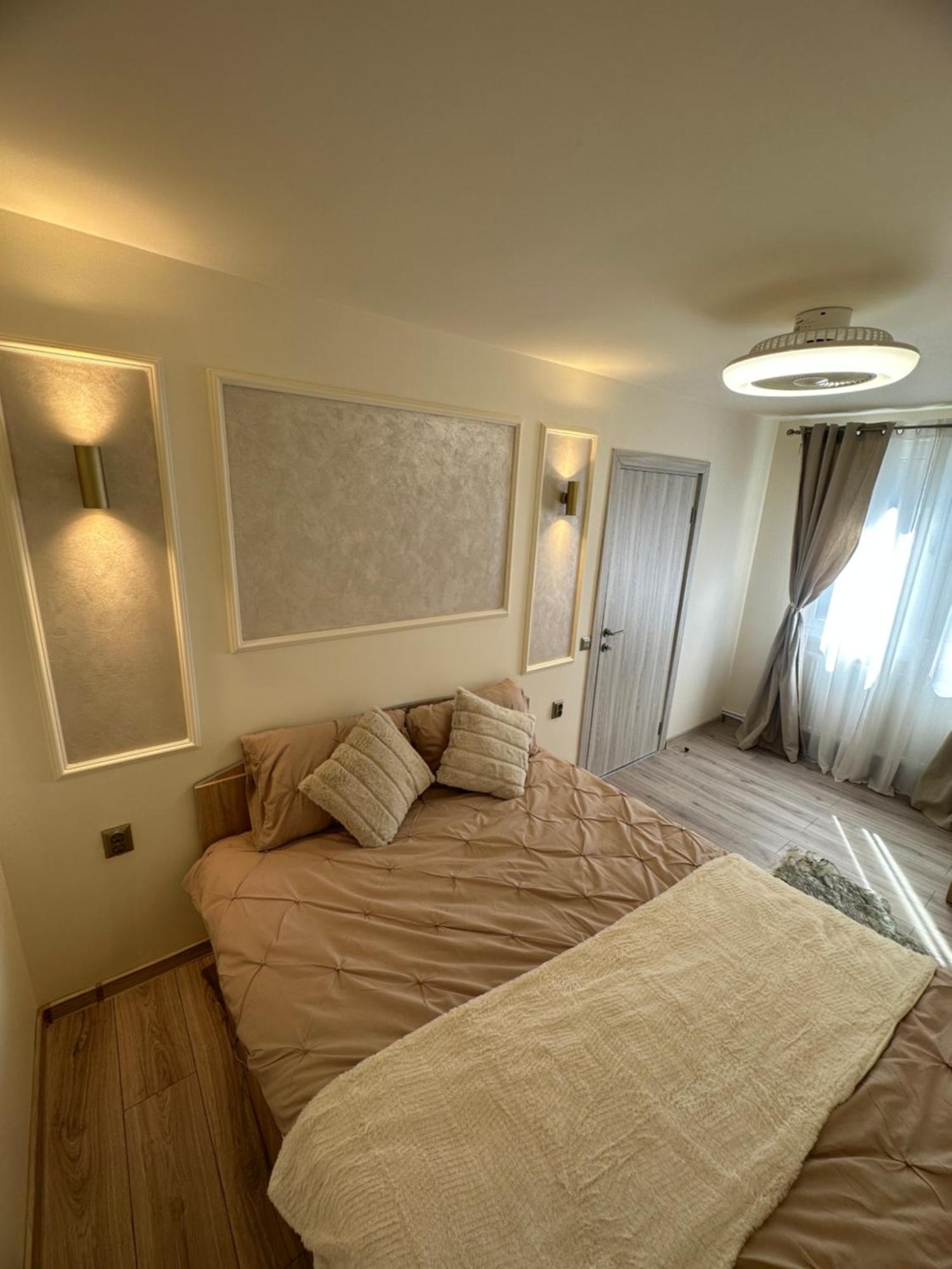 Апартаменты Angel House Дева Экстерьер фото